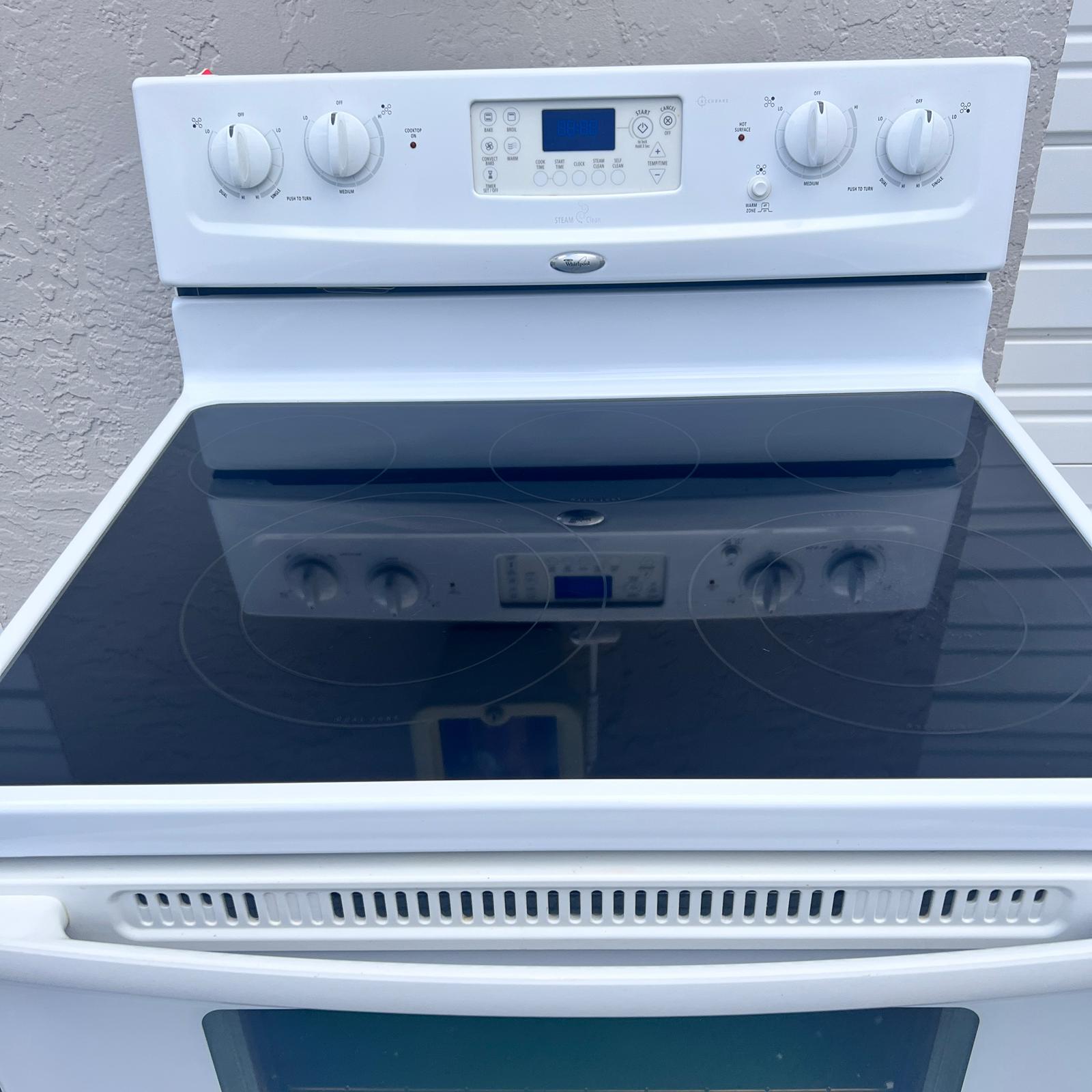Whirlpool Electric Stove - Steam Clean Oven Whirlpool Electric Stove - Steam Clean Oven
